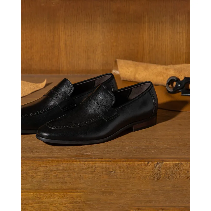 Formal leather shoes for men